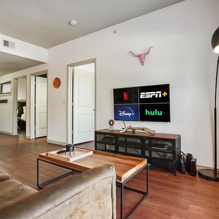 דירות אוסטין Stylish 4Br With Smart Tv And Free Garage Parking מראה חיצוני תמונה